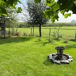 Holiday home Buitenhuis 't Beekdal Rijsbergen