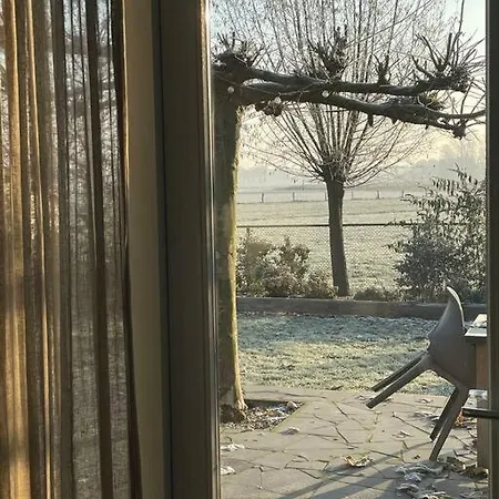 Holiday home Buitenhuis 't Beekdal