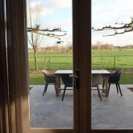 Buitenhuis 't Beekdal Holiday home *